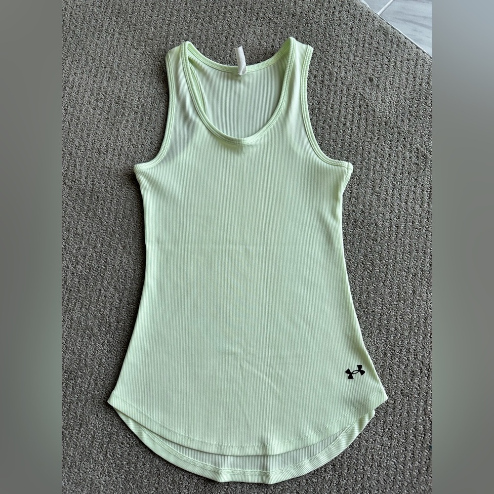 Unde Armour Women's Light Green Tank Top